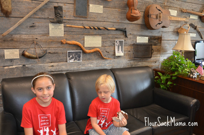 Kids Clean Air Force visiting US Senator Lamar Alexander’s DC office last summer.