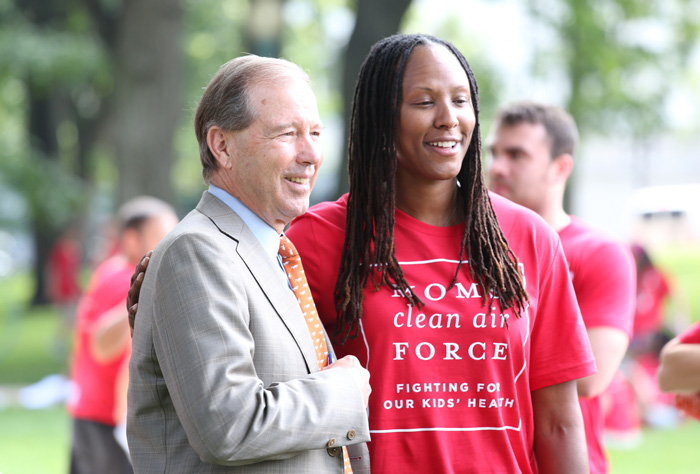 Senator Tom Udell (NM) and Olympic gold medalist and basketball legend, Chamique Holdsclaw at the play-in for climate action