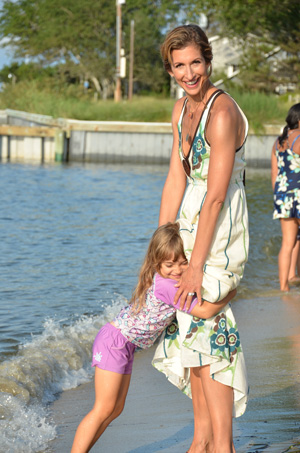 Actress Alysia Reiner and daughter, Livia.