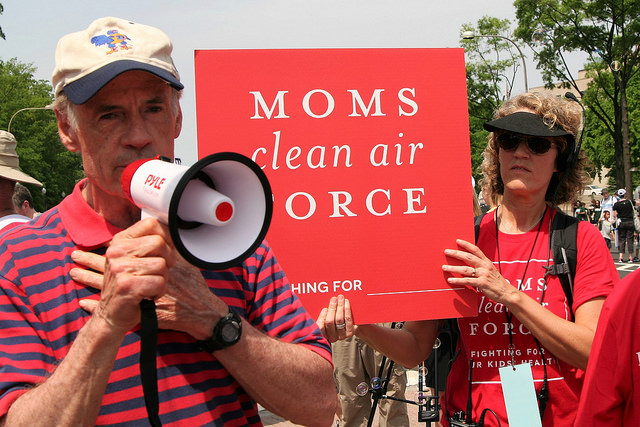 Delaware's Senator Tom Carper gave a heartfelt speech to Mom Clean Air Force marchers - with Moms Clean Air Force's Karin Quimby at the People's Climate March.