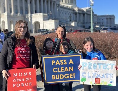 Moms Call for a Clean Budget