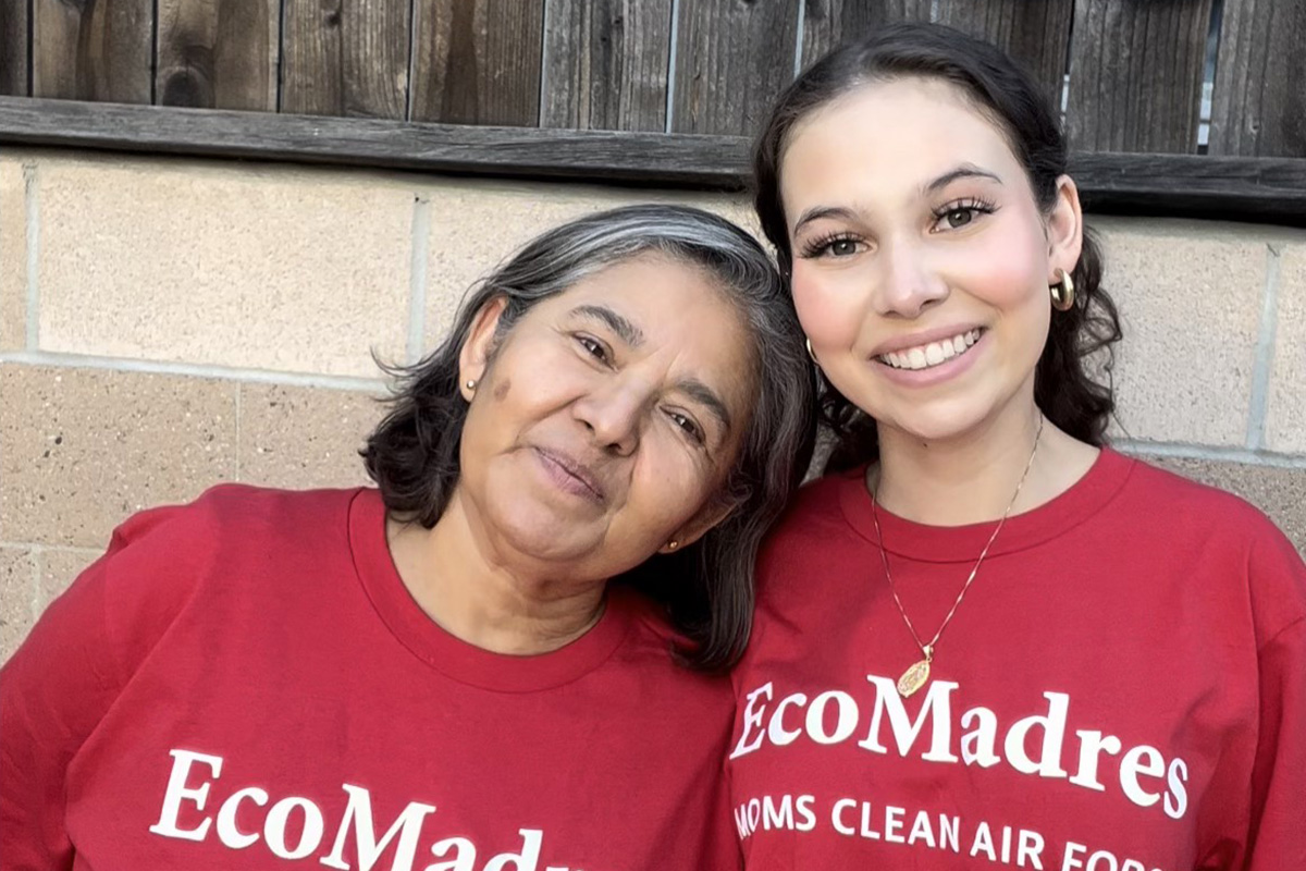 Mother and daughter Monic Uriarte and Nalleli Cobo