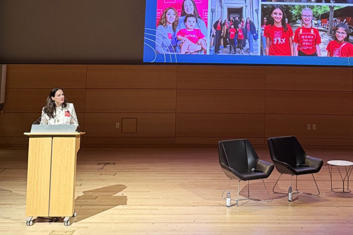 Isabel González Whitaker on stage
